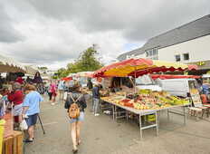 marche-centre-ville-trinite-sur-mer_792x528