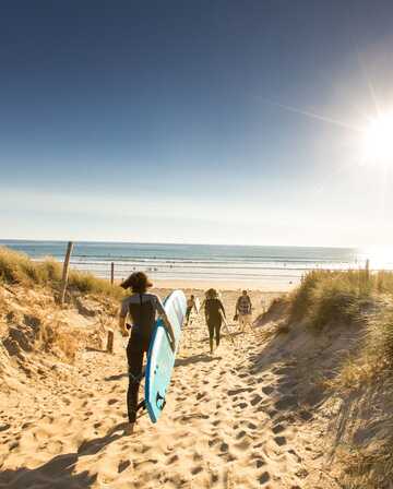 Surfer à Plouharnel