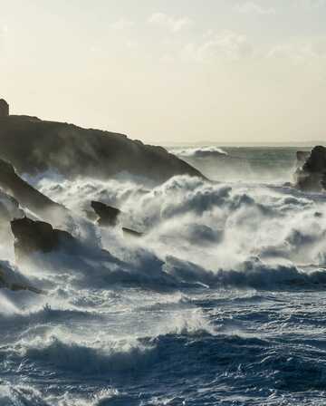 Grandes marées sur Quiberon et dans le Morbihan une promenade sur la côte sauvage vivifiante 