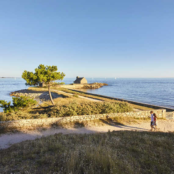 Pointe de Kerbihan, une plage accessible par le sentier des douaniers à La Trinité-sur-Mer
