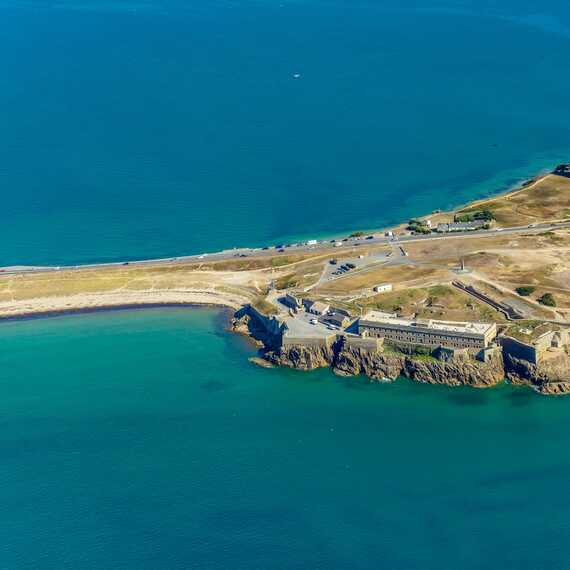 Vue aérienne de l'Isthme de Penthièvre dans la Presqu'ile de Quiberon 