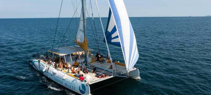 Iliens, la Navette qui met les Voiles - Sorties en Mer Iliens, la Navette qui met les Voiles - Sorties en Mer