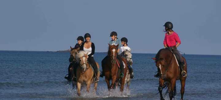 Equitación Erdeven - Centro ecuestre Pony Club Equitación Erdeven - Centro ecuestre Pony Club