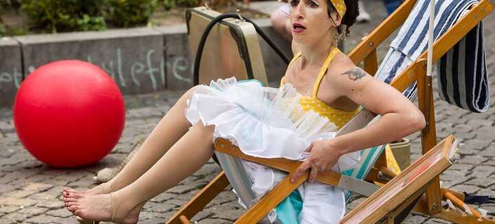 Holiday on delay! (Festi Momes) Holiday on delay! (Festi Momes)