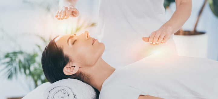 Zome des Dauphins - Soins et massages énergétiques - Harmonisation - Bien-être Zome des Dauphins - Soins et massages énergétiques - Harmonisation - Bien-être