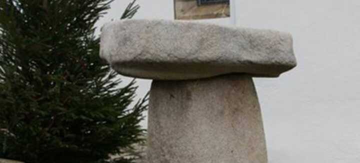 Stèle néolithique