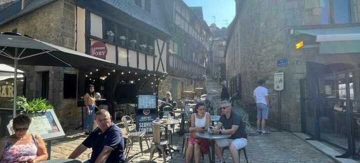Le Café du Port & l'Annexe du Port Le Café du Port & l'Annexe du Port