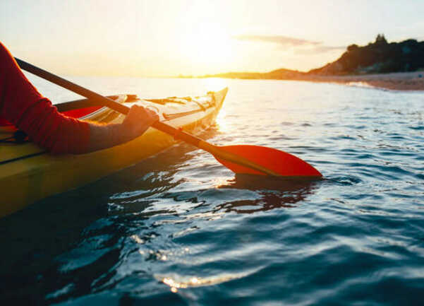 chemins-detournes-activite-sunset-kayak-iode copie