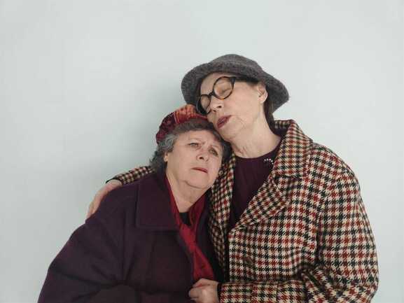 2 petites dames photo 1