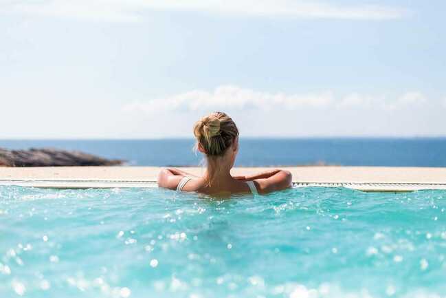 Quiberon_SofitelQuiberon_Jacuzzi Ext @JC-Gigonnet