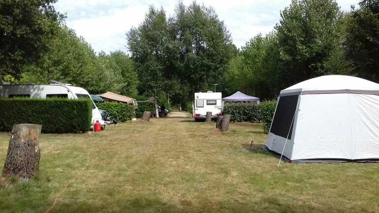 emplacement-caravane-tente-camping-car-camping-kergo-carnac-morbihan