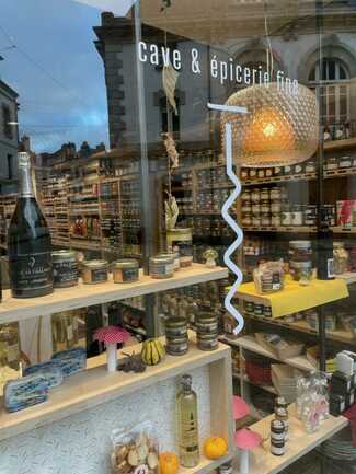 Auray_Vins_et_Saveurs_d_Alre_vitrine_detail_10