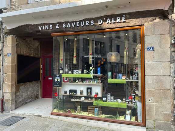 Vins & Saveurs d'Alré - vitrine