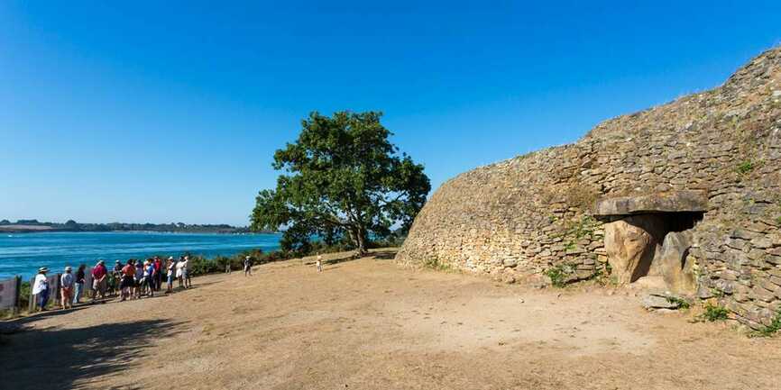 Cairn-Gavrinis-Larmor-Baden-Morbihan-Bretagne-Sud