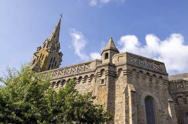 Eglise Charles-de-Blois