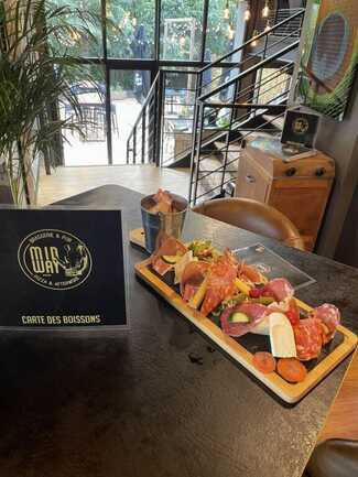 472270104_122219115422032436_3397156409037863176_n