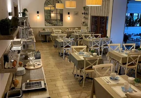 salle petit déjeuner