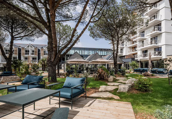 exterieur-hotel-les-salines-thalazur-carnac