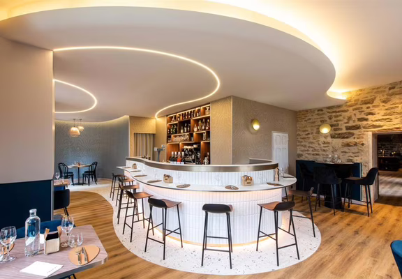 Bar(12) (1)