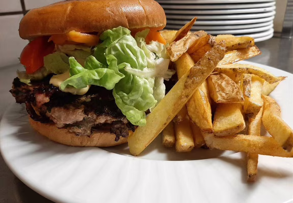 restaurant-brasserie-la-dame-de-caro-carnac-burger