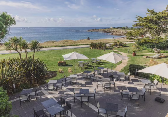 Sofitel-Blue-Bar-VueMer-Bretagne